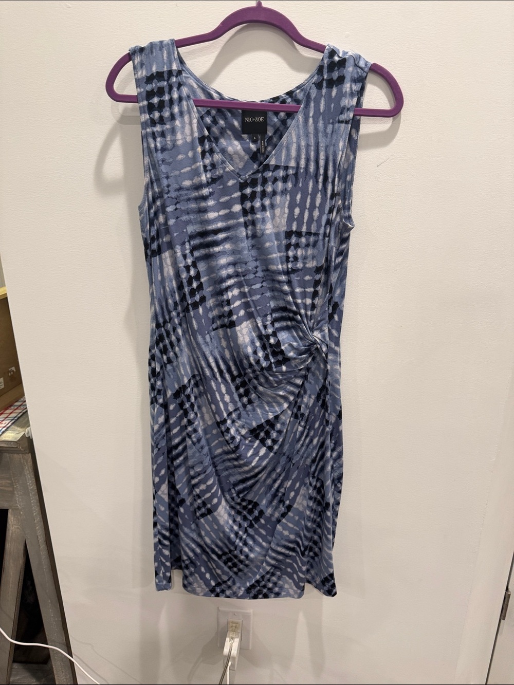 NIC+ZOE Blue and White Patterned Sleeveless Knot Dress